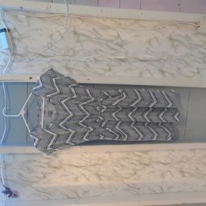 Sonoma small blue and white